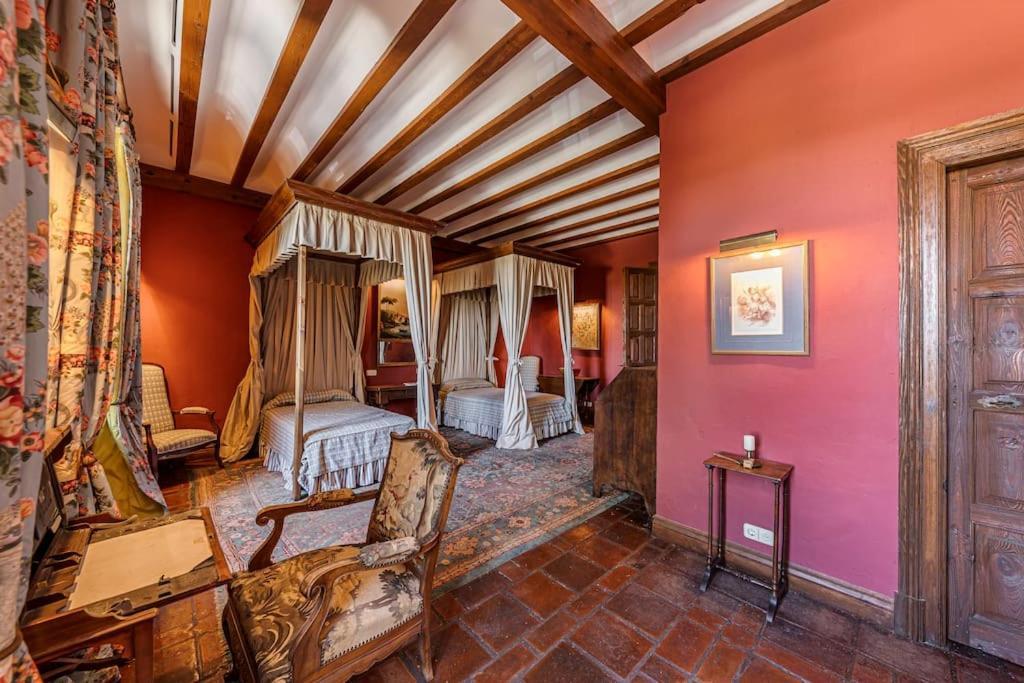 Casa Palacio Toledo Puy Du Fou Bagian luar foto