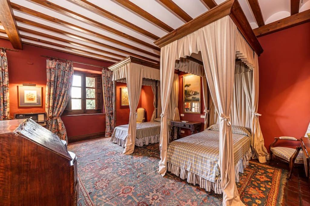 Casa Palacio Toledo Puy Du Fou Bagian luar foto