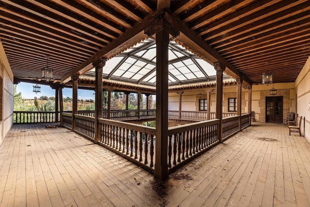 Casa Palacio Toledo Puy Du Fou Bagian luar foto